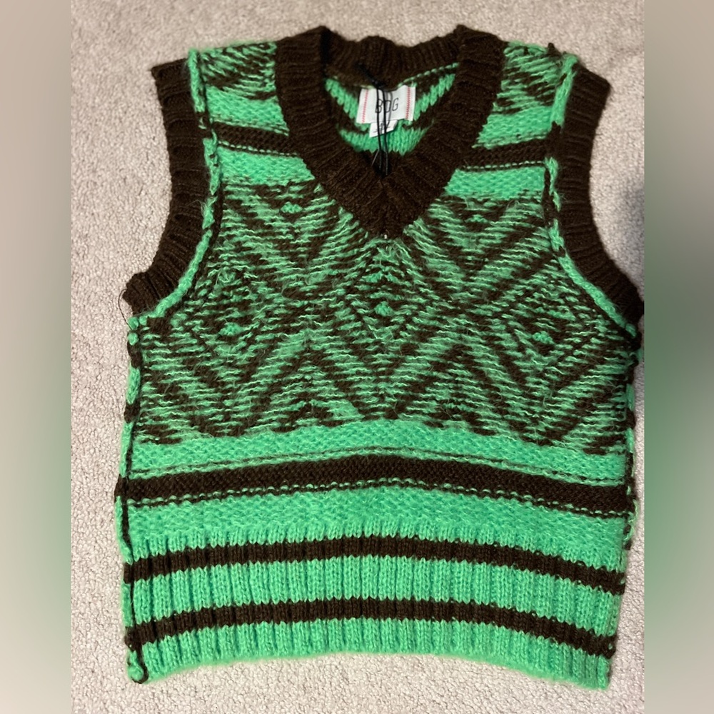 Urban Outfitters Medium Sleeveless Sweater
